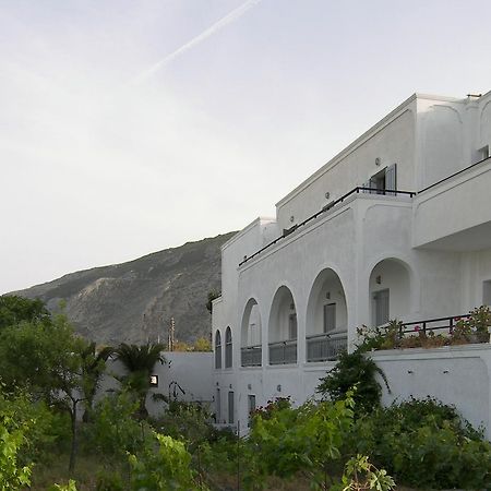 Alia Hotel Kamari  Exterior photo