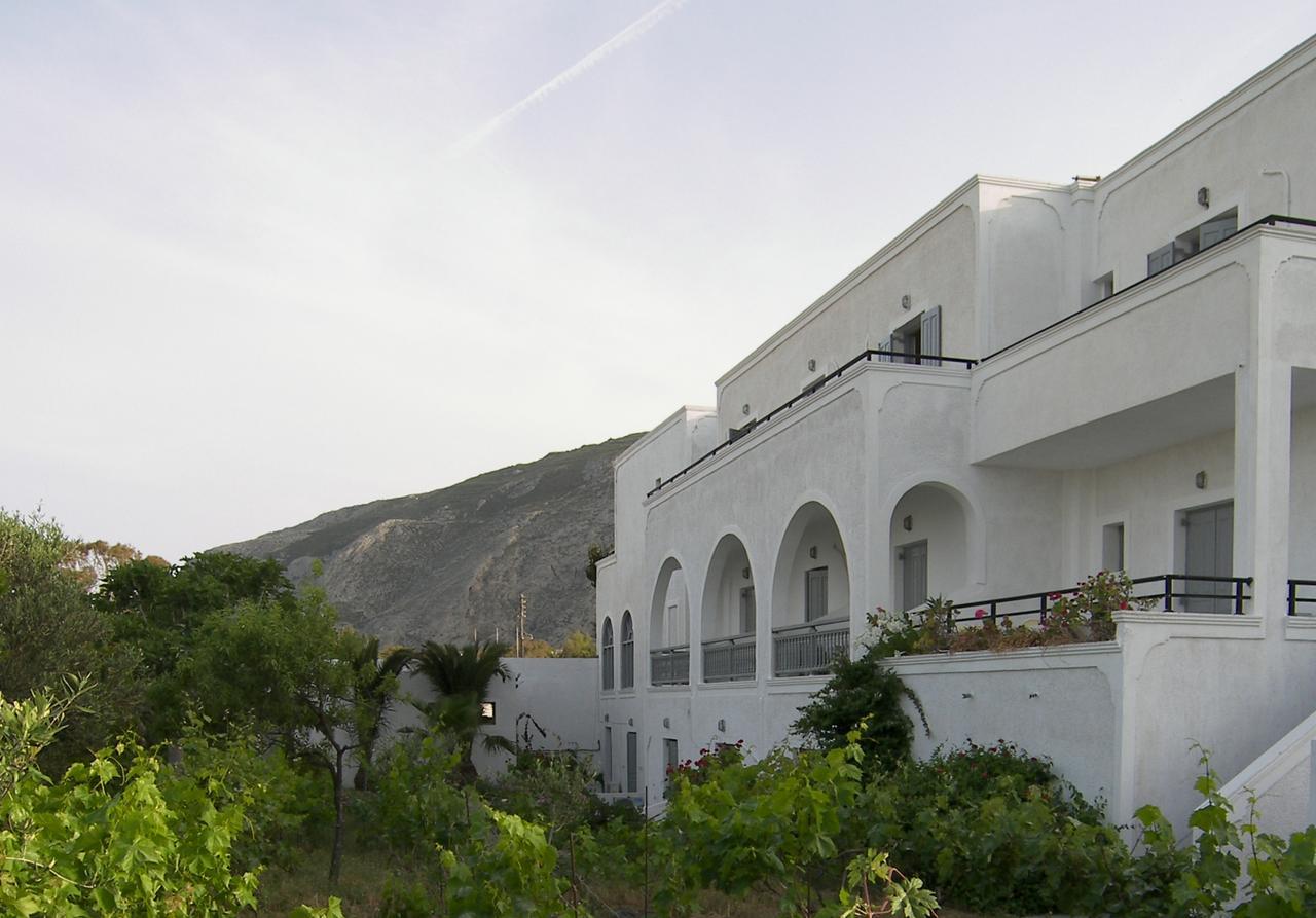 Alia Hotel Kamari  Exterior photo